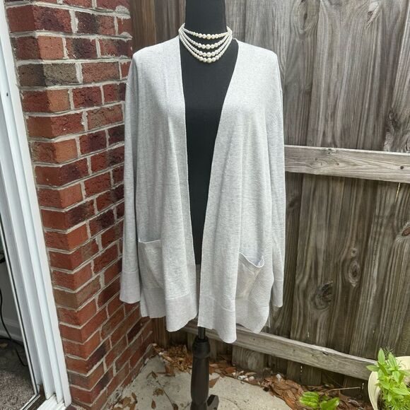 Time and Tru Cardigan - Picture 1 of 10